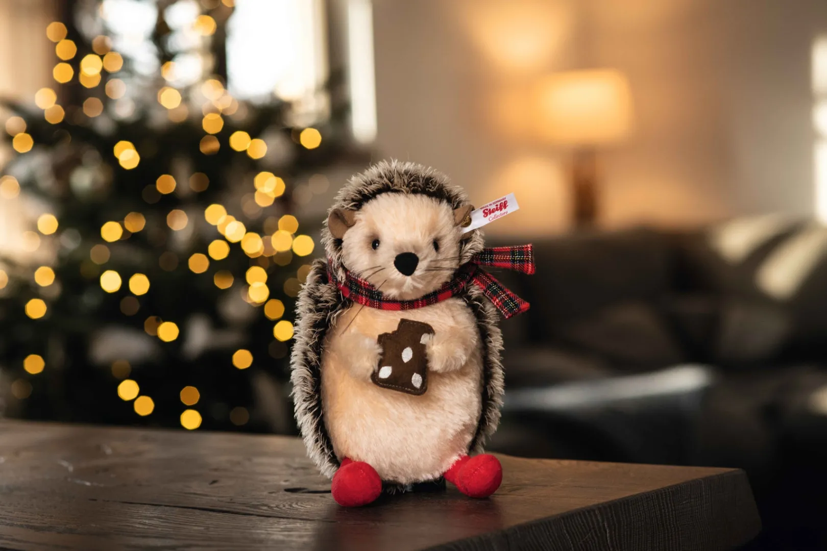 Best Steiff Ivo Christmas hedgehog, 19 cm, dark brown