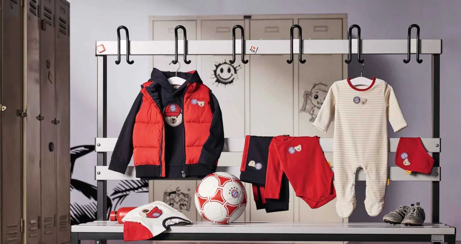 Clearance Steiff Vest FC Bayern, red